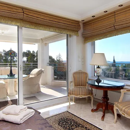 Royal Riviera *