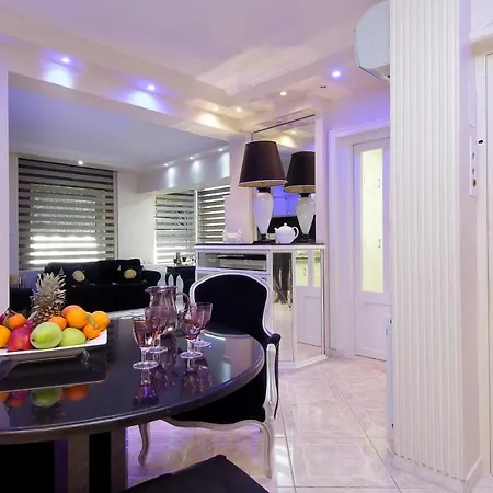 Apartment Royal Riviera